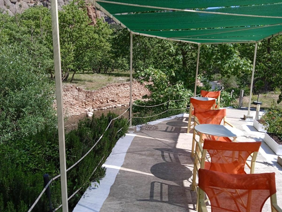 Guesthouse Eleftherios Kalavryta Dış mekan fotoğraf