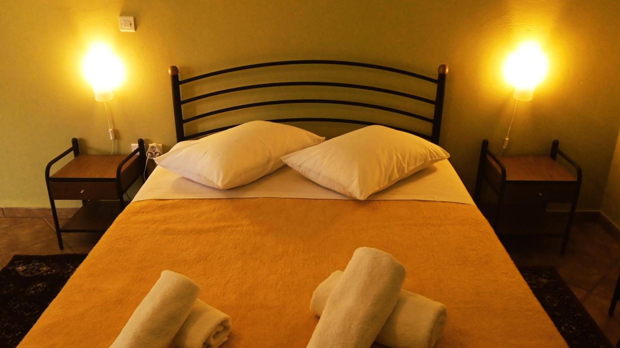 Guesthouse Eleftherios Kalavryta Dış mekan fotoğraf