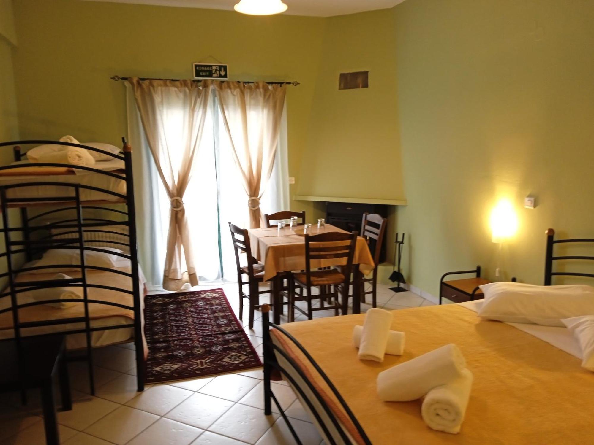 Guesthouse Eleftherios Kalavryta Dış mekan fotoğraf