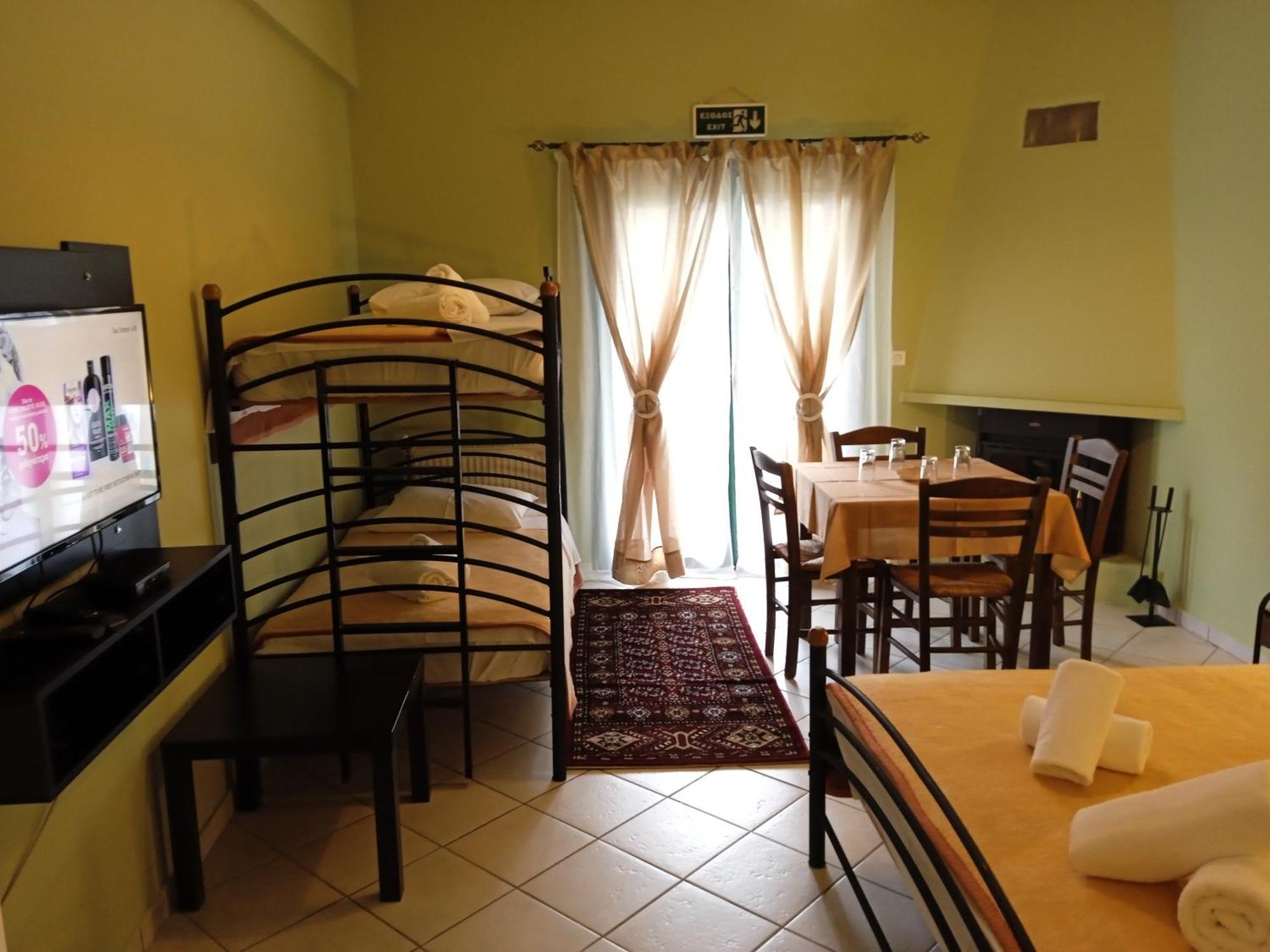Guesthouse Eleftherios Kalavryta Dış mekan fotoğraf